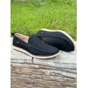 Ανδρικά loafers με τρύπες - μαύρα