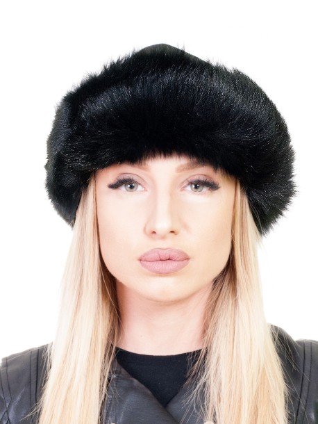 Кожена шапка с пух - черна